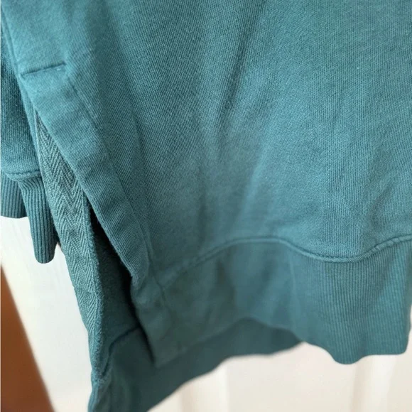 Old Navy Green Cozy Sweatshirt - Picture 2 of 4